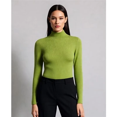 Ribbstickad dam designerstickad turtlenecks